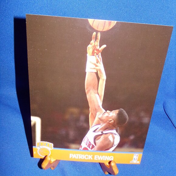 Vintage OFFICIAL NBA HOOPS BASKETBALL PRINT PATRICK EWING - NEW YORK KNICKS 1991 - Picture 2 of 5